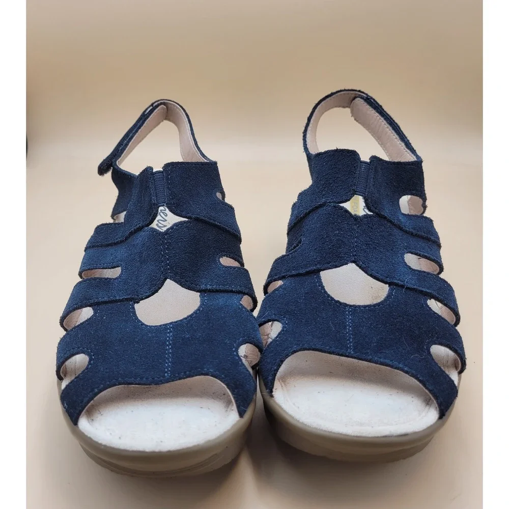 Skechers Navy Suede Wedge Slingback Sandals Womens 8.5M Strappy Memory Foam NWOT